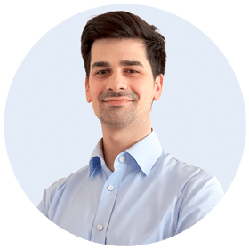 in house video editor and marketing producer for global media desk Lautaro Gomez